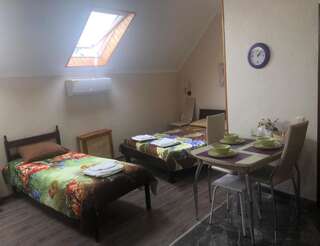 Гостиница Guest house Krupskoy 1 Кисловодск Стандартный трехместный номер-студио-24